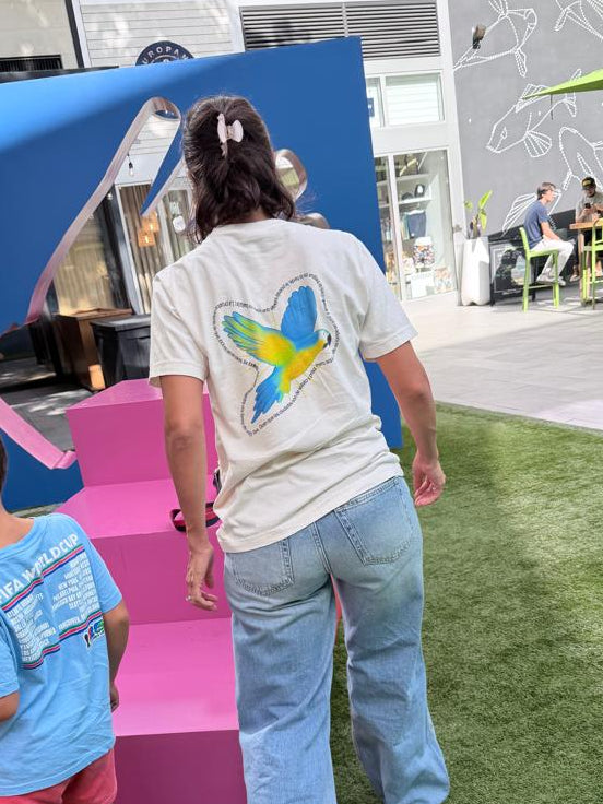 VOLAR LIBRE — vintage white tee